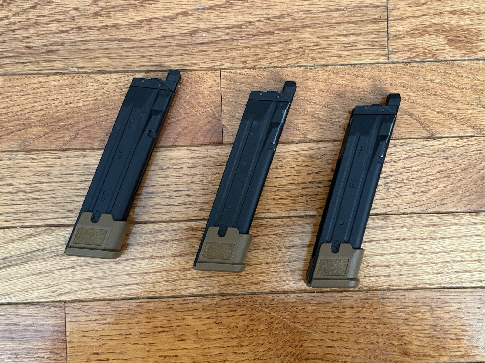 3x Sig Sauer Proforce M17 CO2 Airsoft 21 Round Magazine Used Great Condition