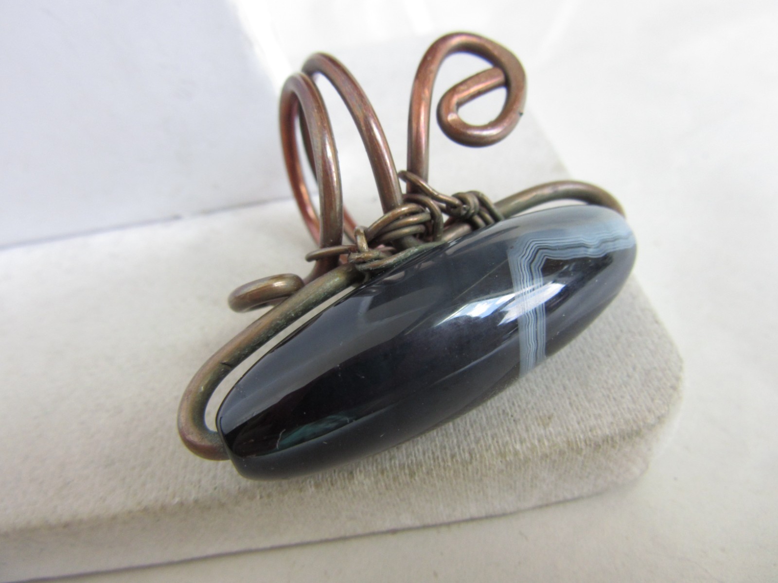 Copper wire wrapped ring with large, banded agate stone - size 7