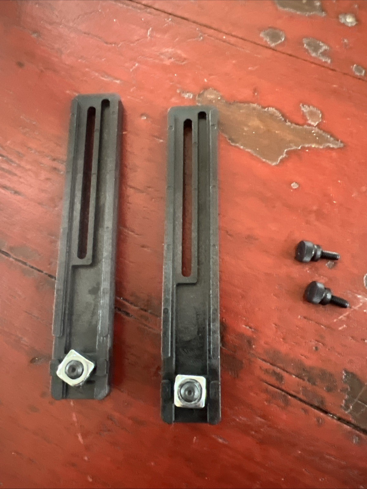 PASCO ME-9806 Photogate Brackets (2 Pack) - Dynamic Track Mounts Physics Lab