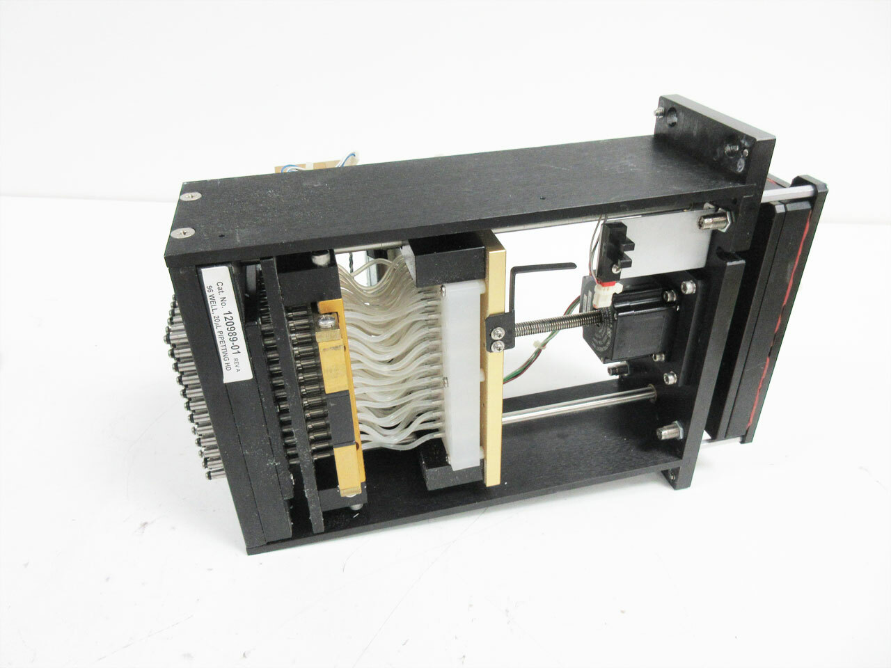 120989-01 REV A 96 WELL PIPETTING HEAD 20 ul ~ BIO-TEK CASSETTE