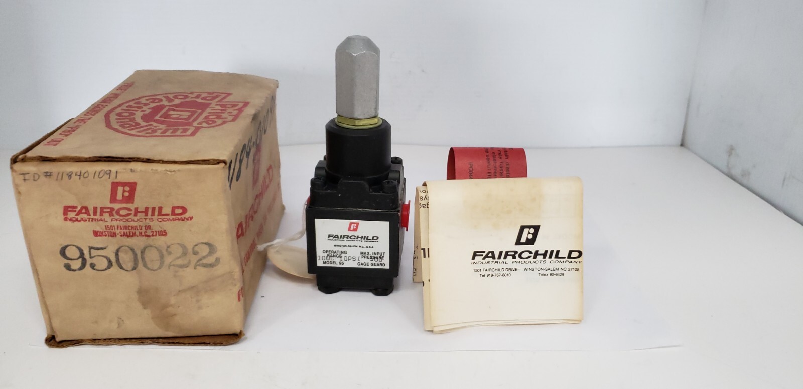 FAIRCHILD 950022 PRESSURE REGULATOR, 500 MAX PSI, MODEL 95, NIB