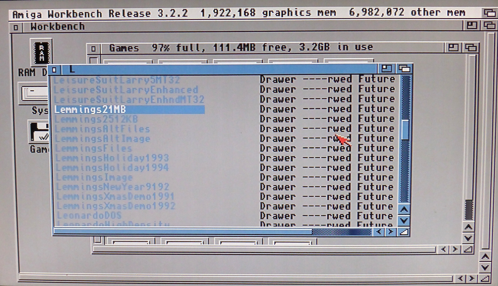 AMIGA 1200 . Workbench 3.2.2 + WHDLoad (3GB Spiele&Programme)+Kickstart.SD Karte