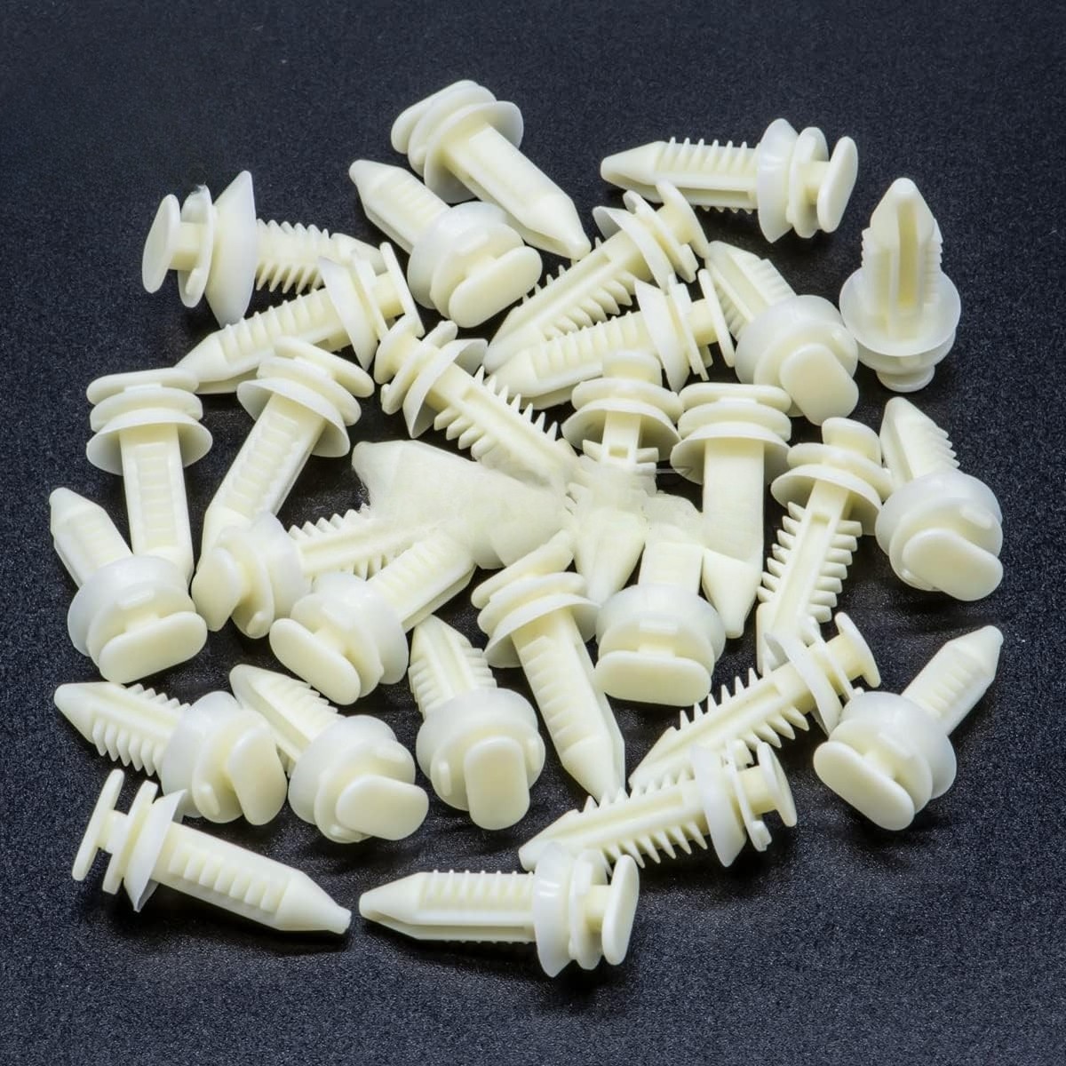 30Pcs Door Panel Clips Retainers Compatible with GM Chevrolet GMC Truck 15545202