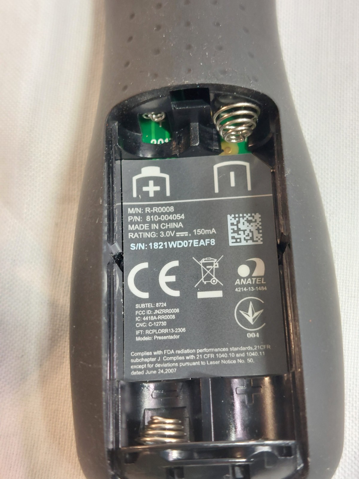 Used Logitech R400 Laser Presentation Remote - Black