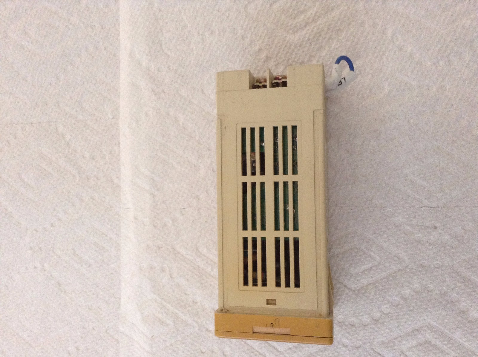 Shimaden SR71-8Y1-1C Temperature Controller
