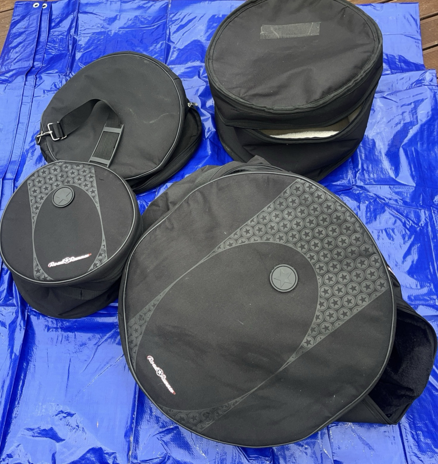 Road Runner 4 Piece Fusion Racket  Drum Bag Set light use sheep skin fur padded
