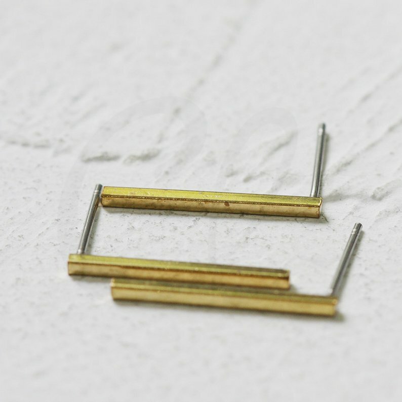 5 Pairs Raw Brass Rectangle Bar Earring Post with Stainless Steel Pin (CW-4222C)