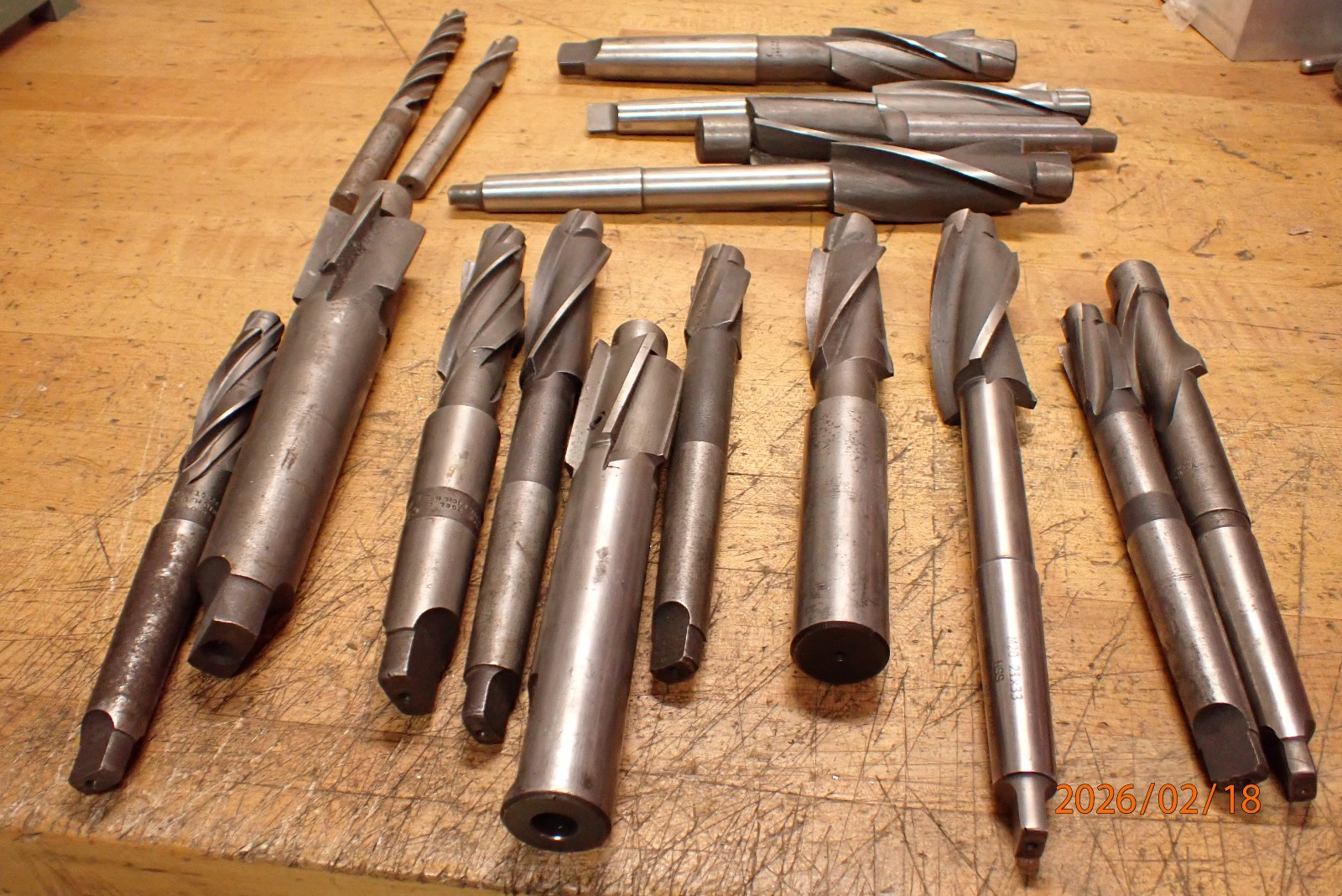 LOT T611: PILE OF COUNTERBORE COUNTER SINK BORE CUTTER BITS MACHINIST TOOLING