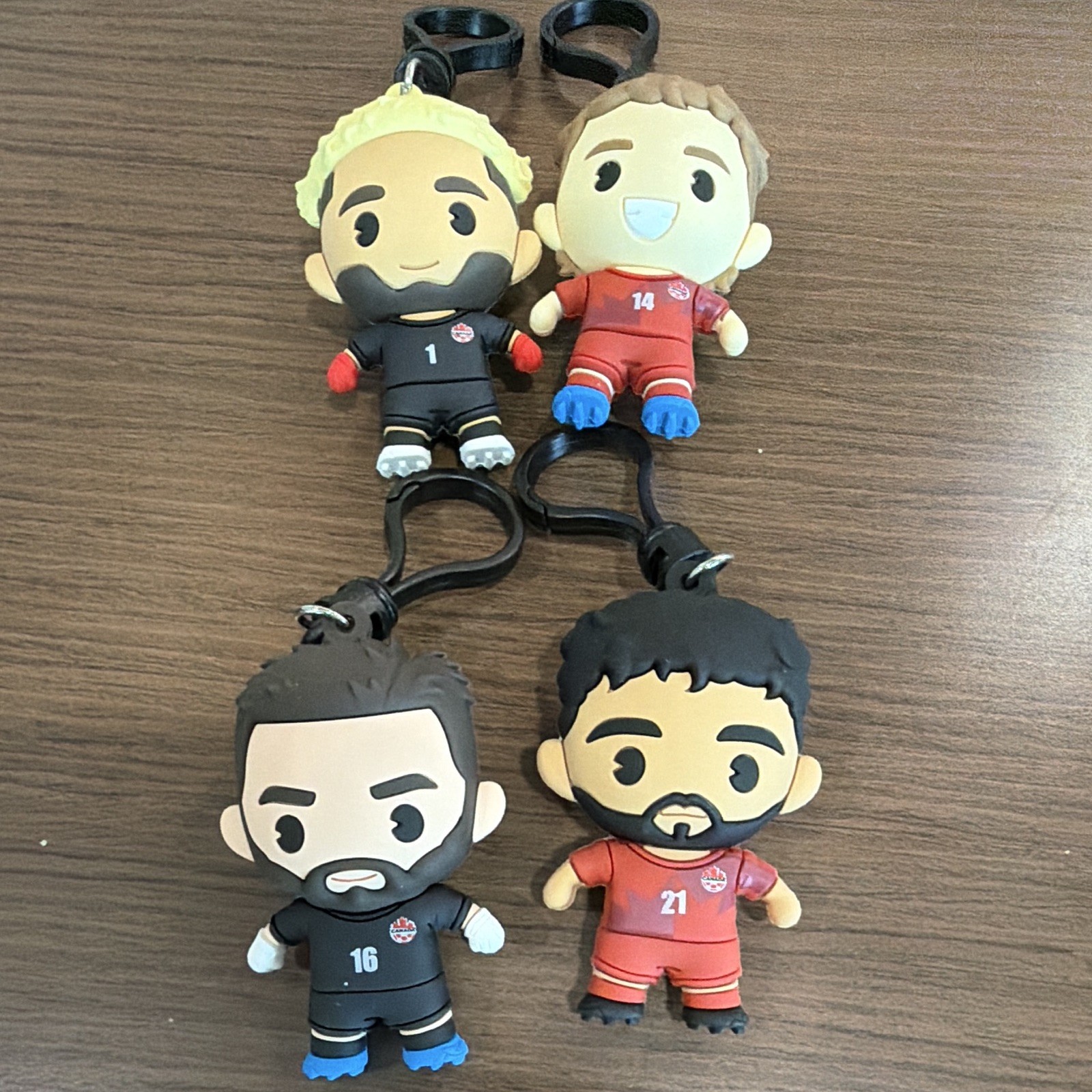 Canadá Soccer Player Keychains Lot of 7. Detachable Plastic Keyrings, Multicolor