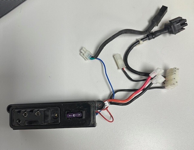 PRIDE GO-GO ELITE TRAVELER ELECTRONIC CONTROL BATTERY POWER WIRING HARNESS SE4