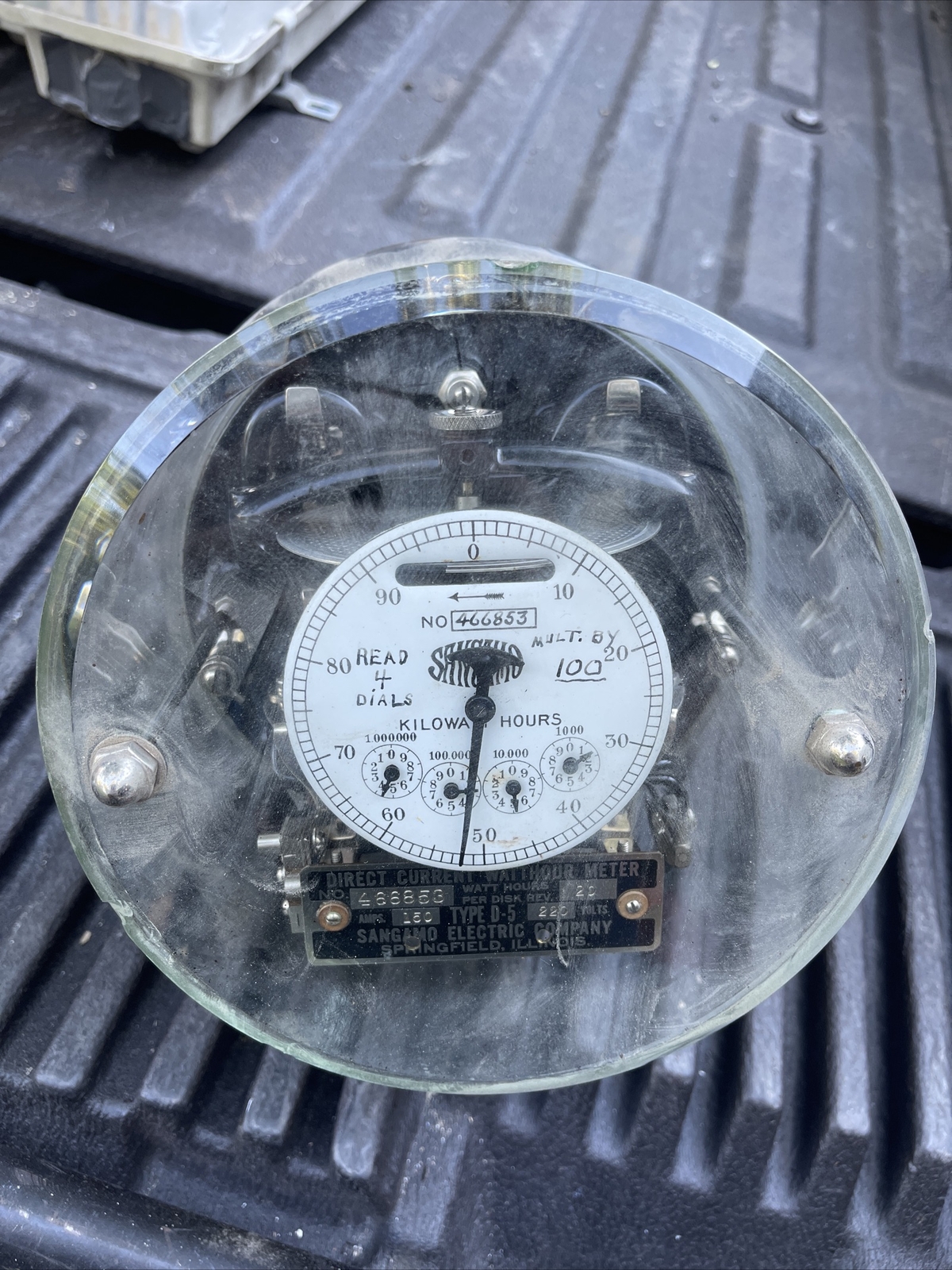 SANGAMO WATTHOUR METER D 5 Chips on Glass On Corner As Pictured