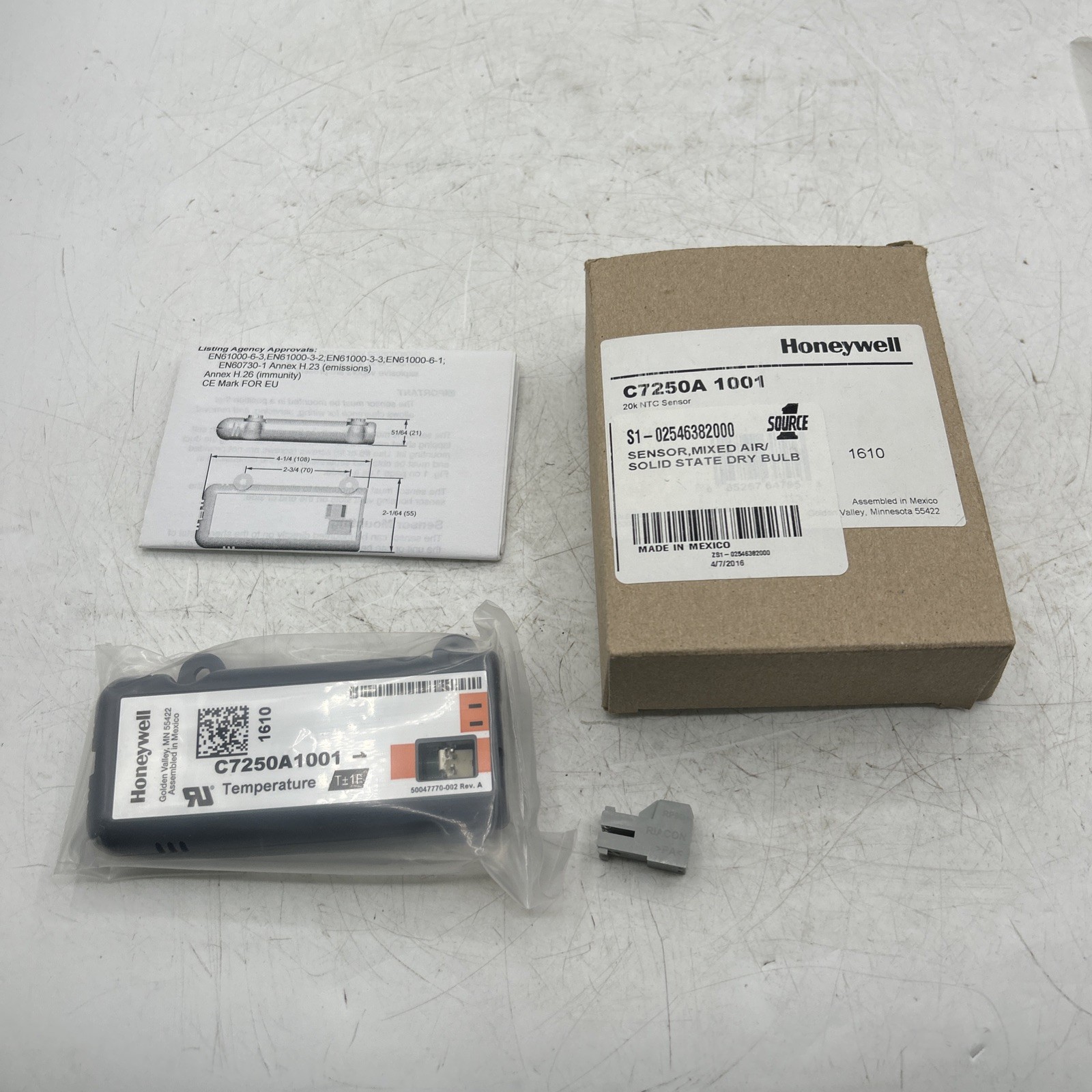Honeywell C7250A1001 Mixed Outdoor Air Temperature Sensor NEW Carrier Bryant