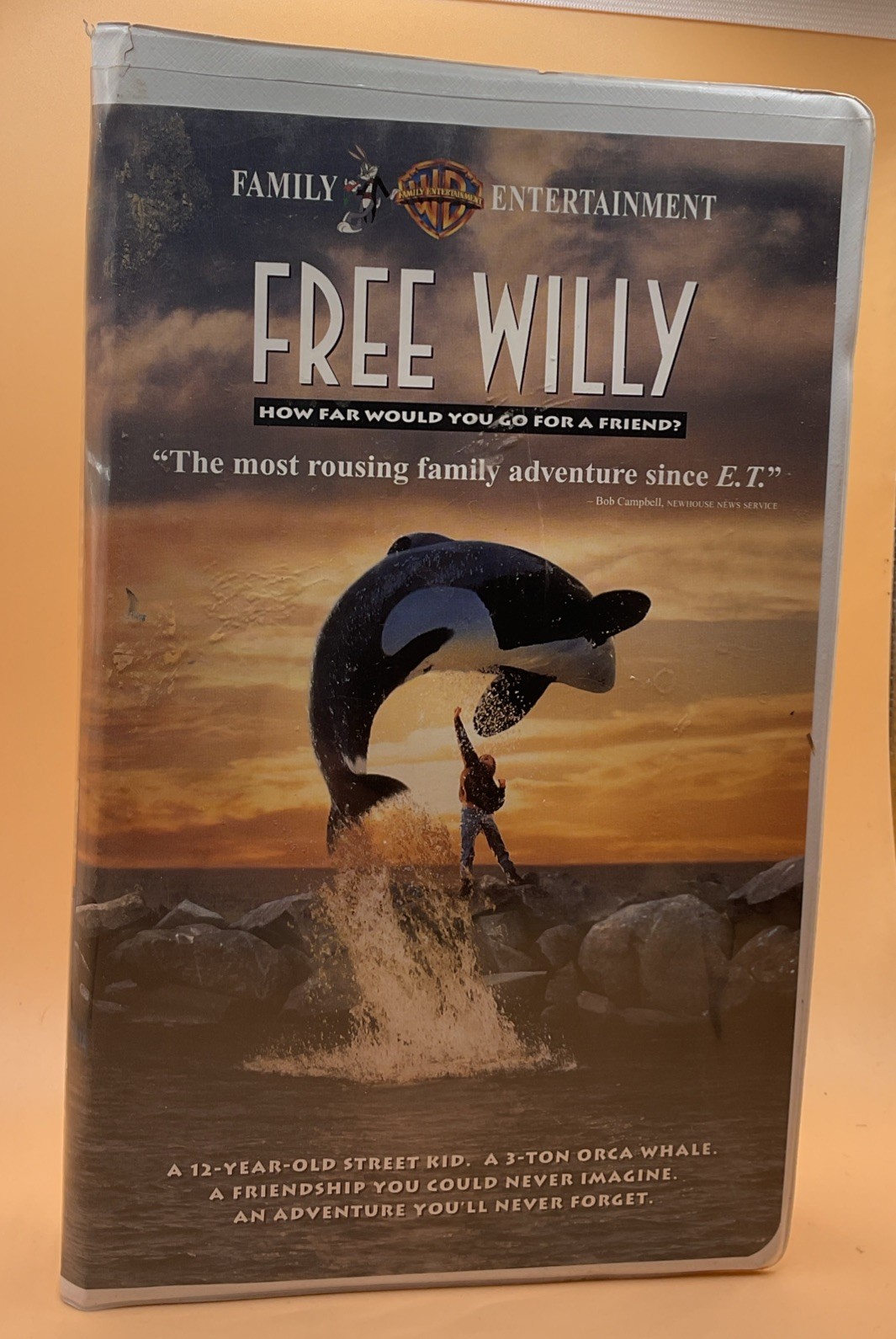 Free Willy VHS 1993 Clamshell Acceptable-Worn Condition **Buy 2 Get 1 Free**