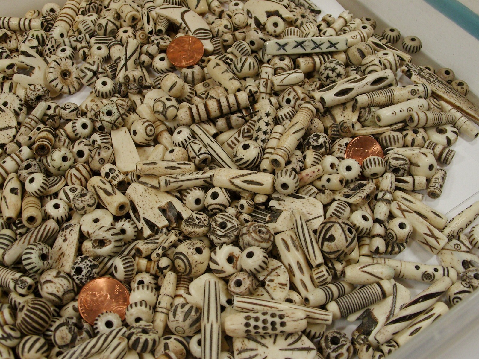 4 Pounds Assorted Water Buffalo Bone Beads / Scrap Pieces / Left Overs Bulk (Z5)