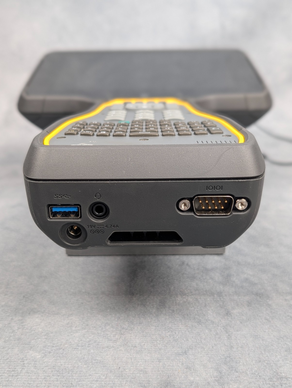 Trimble TSC7 Survey Controller | Access 2025.11 | General Survey + Roads Charger