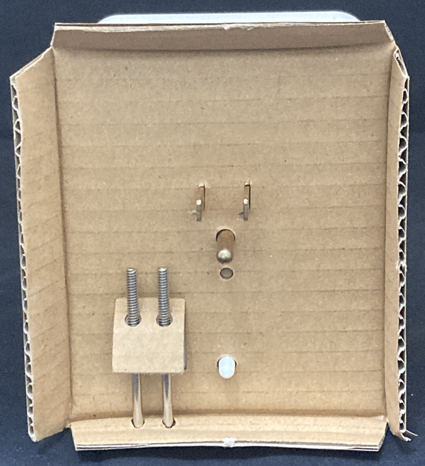 6-Outlet White PlugIn Surge Protector Multi Plug Wall Adapter KMC 2-Pack 30620WB