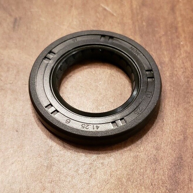 HONDA Crankcase Cover Oil Seal GX160 91201-Z0T-801 Genuine OEM