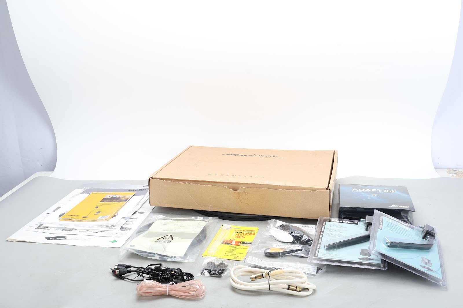 Bose LS-18/28/35 III Essentials Kit - Complete w/ Stands