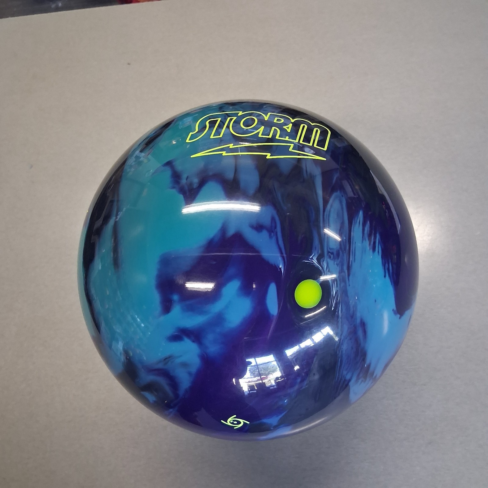 Storm Journey bowling ball 15 LB. 1ST QUAL new ball in the box #010