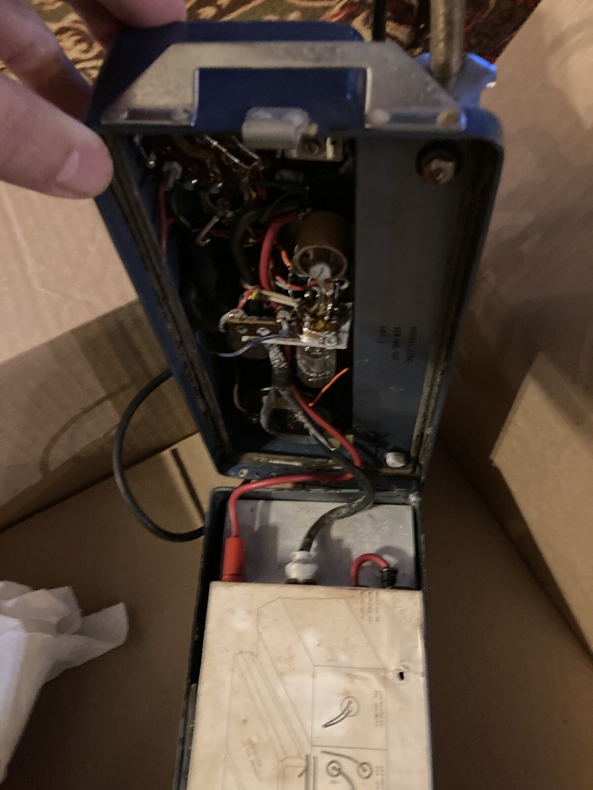 Berkeley Survey Meter model #2750. No Means To Test. No Apparent Damage.