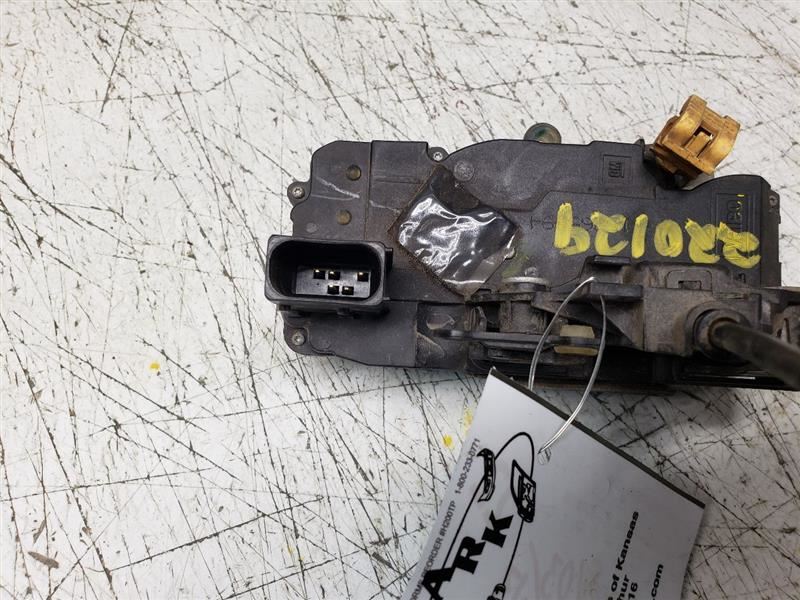 G6 2006 Keys/Latches/Locks 1027001