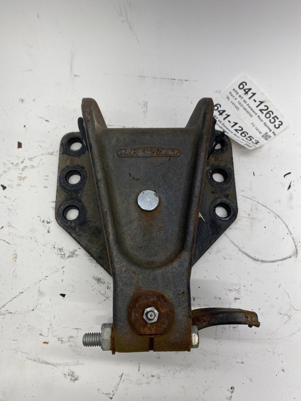 Suspension Bracket 1621454000 for Freightliner MT55 (641-12653)