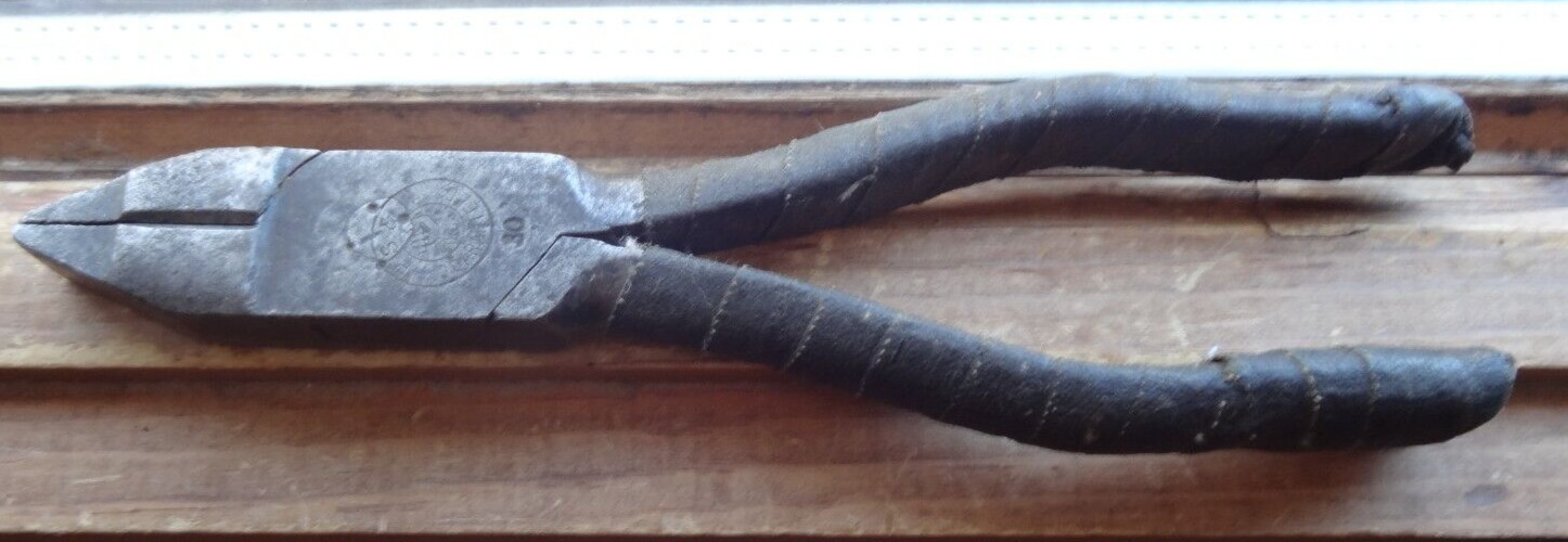 Vintage P. S. & W.  Linemans Pliers 7"