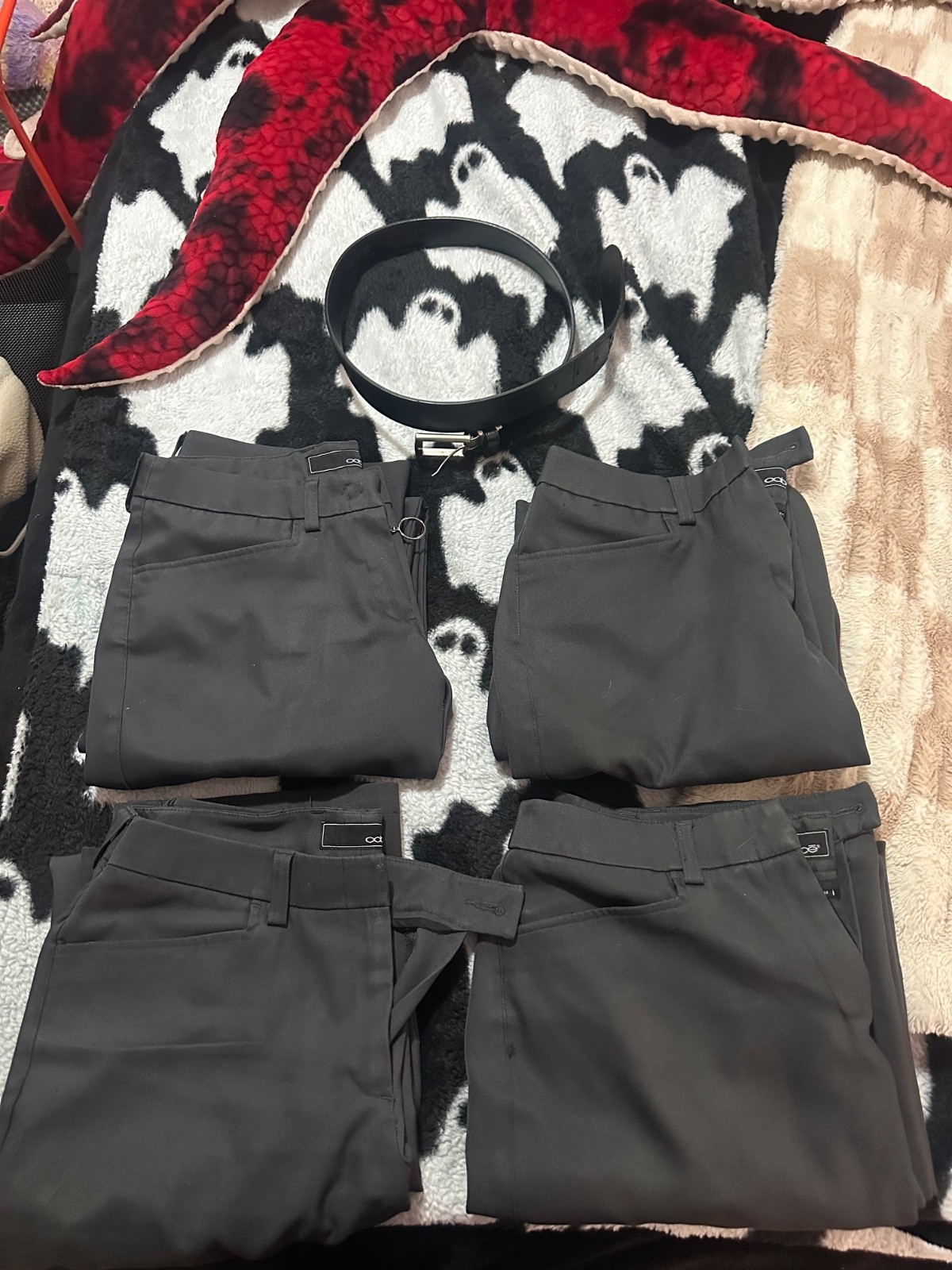 Oobe chickfila work pants and belt