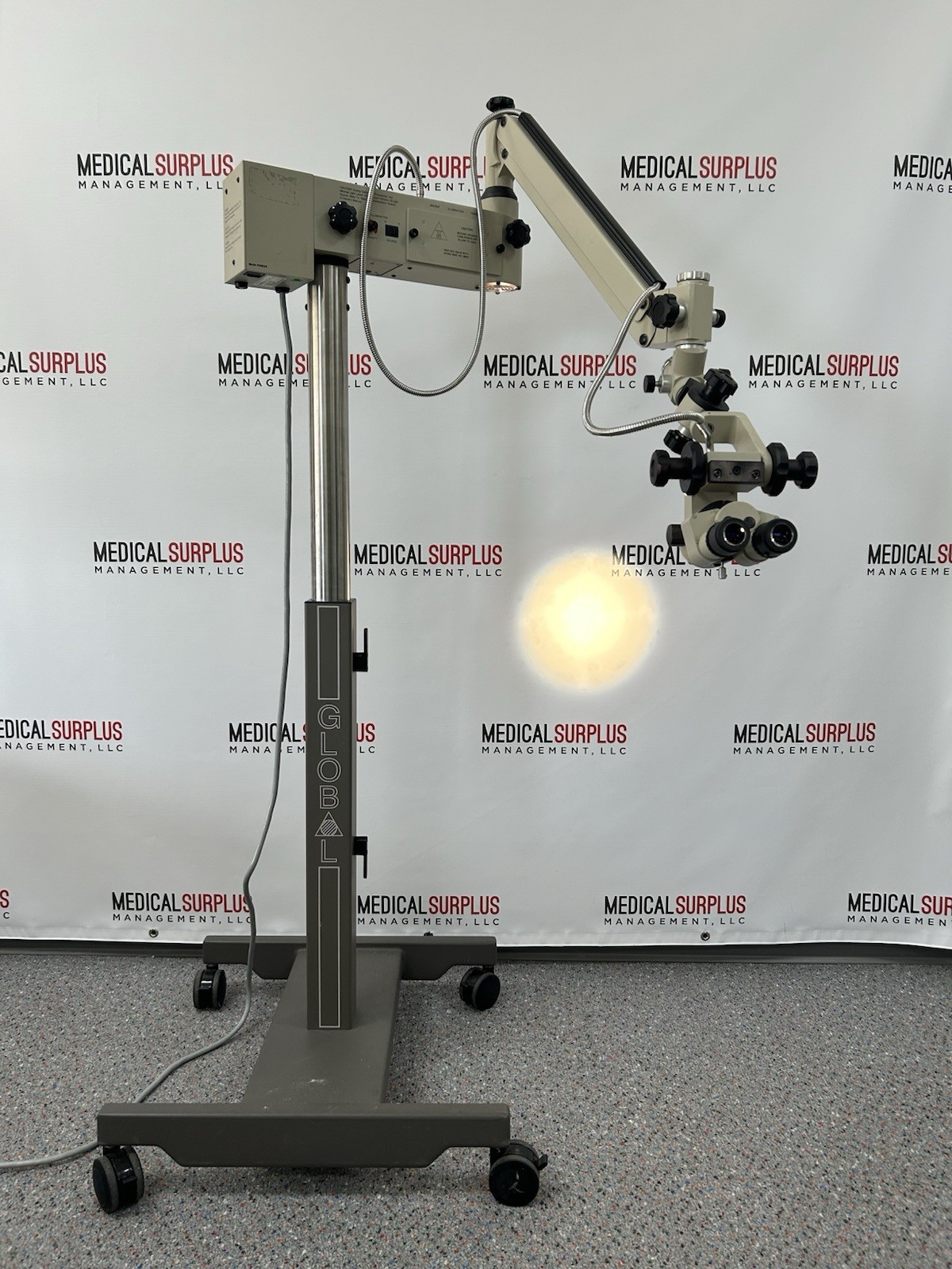 Global M-703F Surgical Microscope