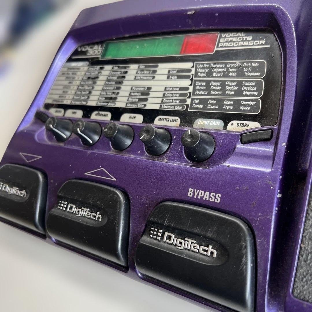 DigiTech Vocal 300 Vocal Effects Processor Powers On Body Only Untested