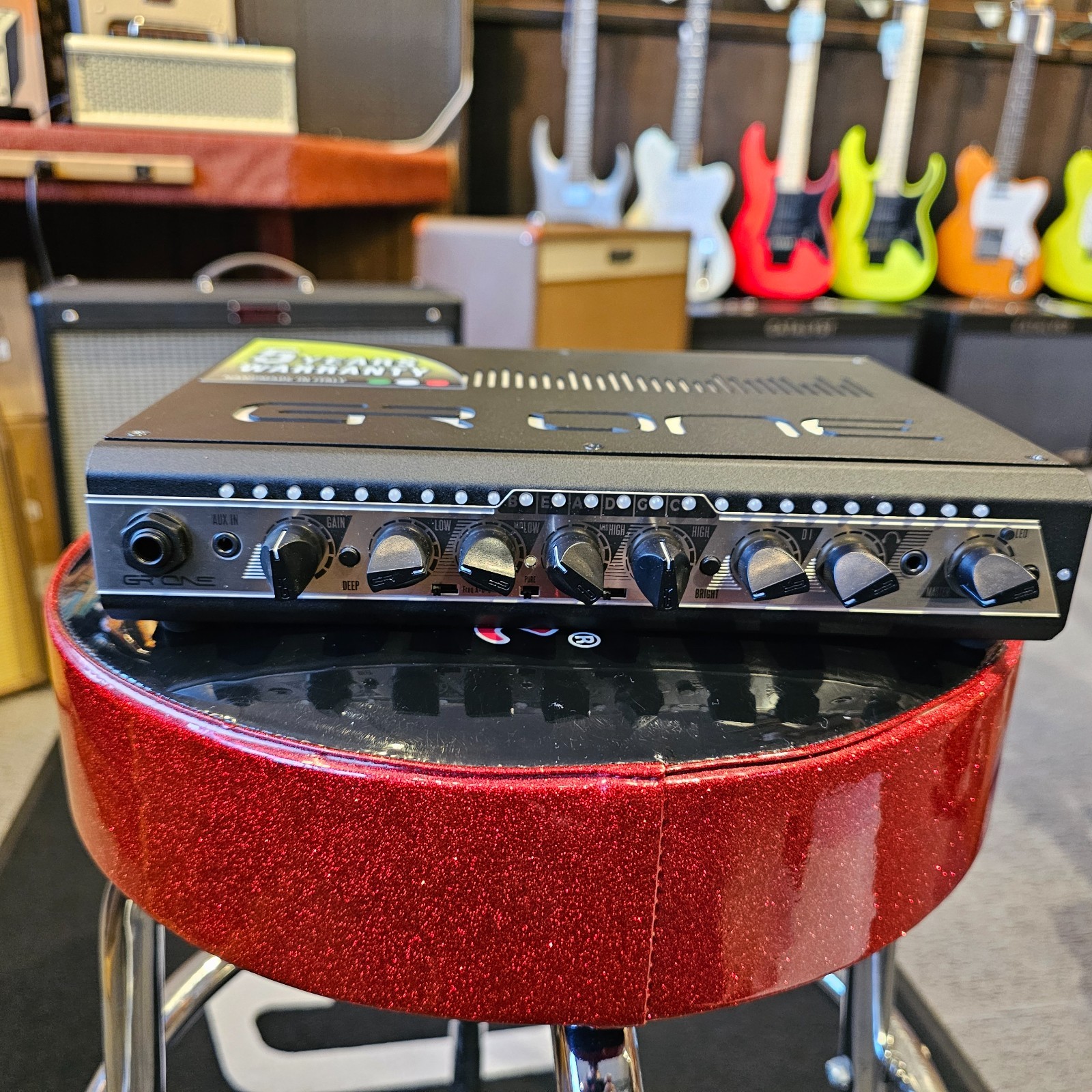 GR Bass ONE 800 Watt Bass Amplifier Head Open Box