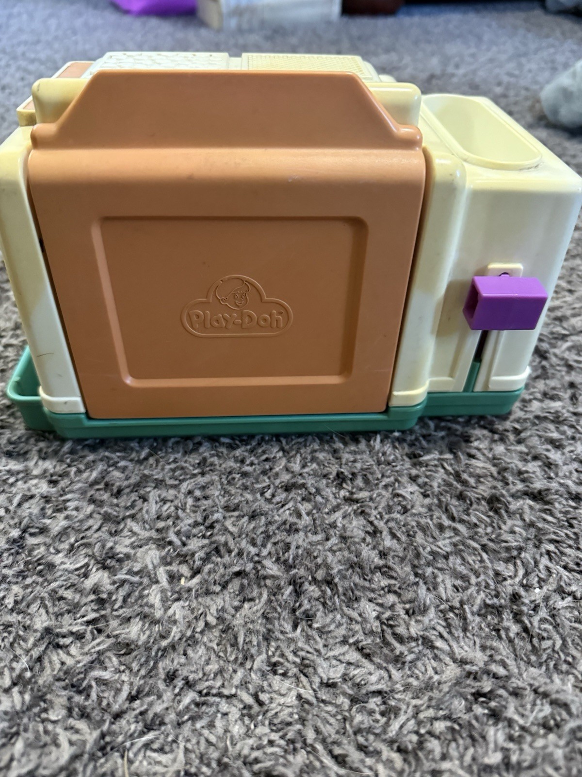1993 Vintage Tonka Corporation Playskool Play-Doh Cookie Lovin' Oven Toy