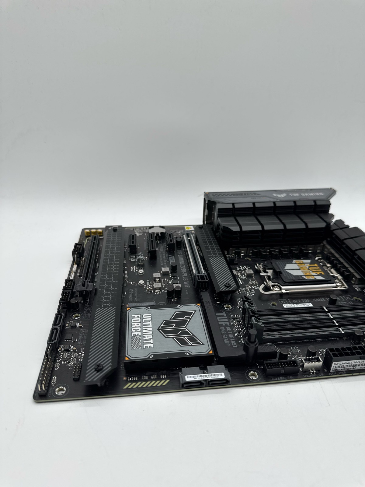 ASUS TUF Gaming Z790-Plus WiFi LGA 1700 ATX Motherboard Thunder-bolt 4