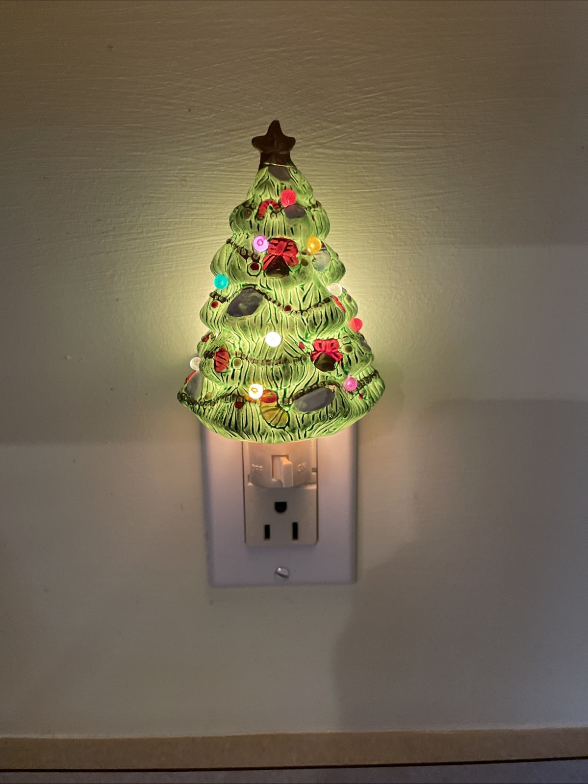 Ceramic Green Christmas Tree Plug-in Decorative Night Light