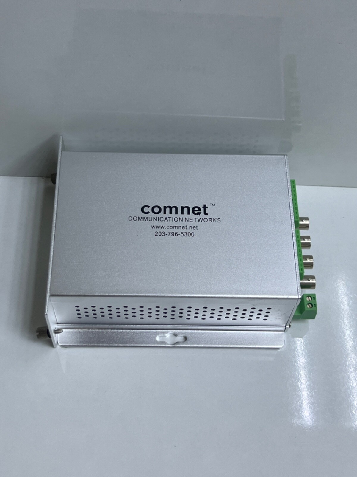 COMNET COMMUNICATION NETWORKS FVT46(M) 4 CH DIG VIDEO XTMR +2 WAY DATA