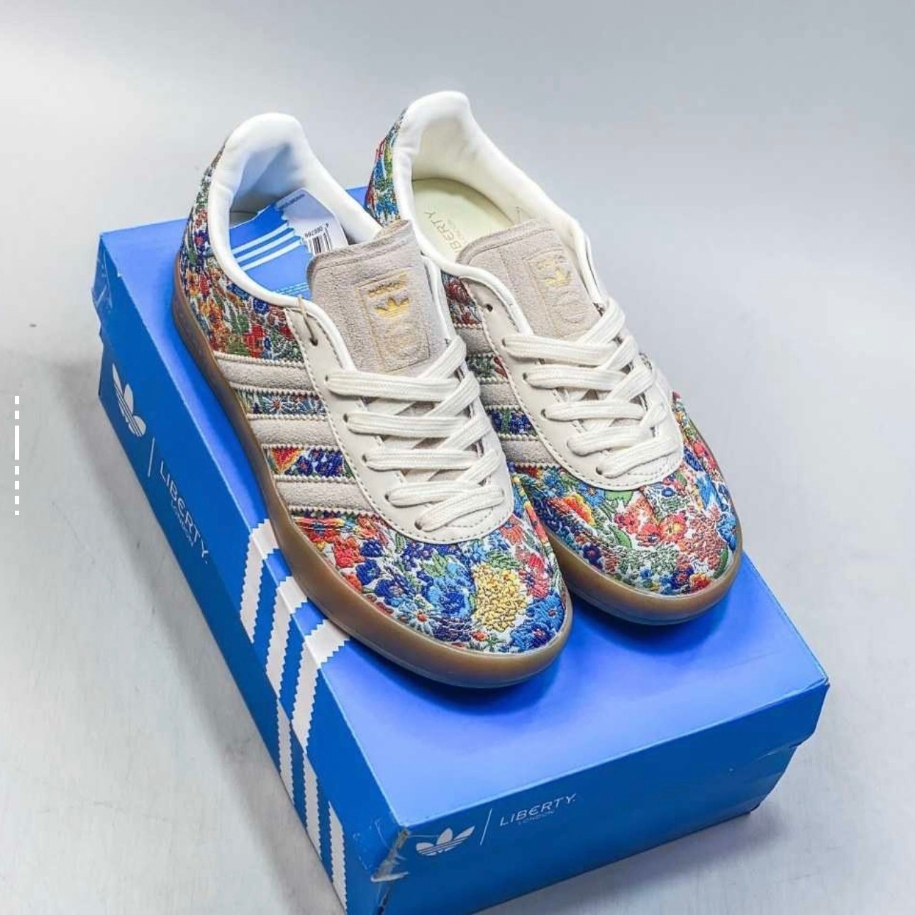 Adidas Gazelle IndoorLiberty London Floral Embroidery (Women's) JP5309 New