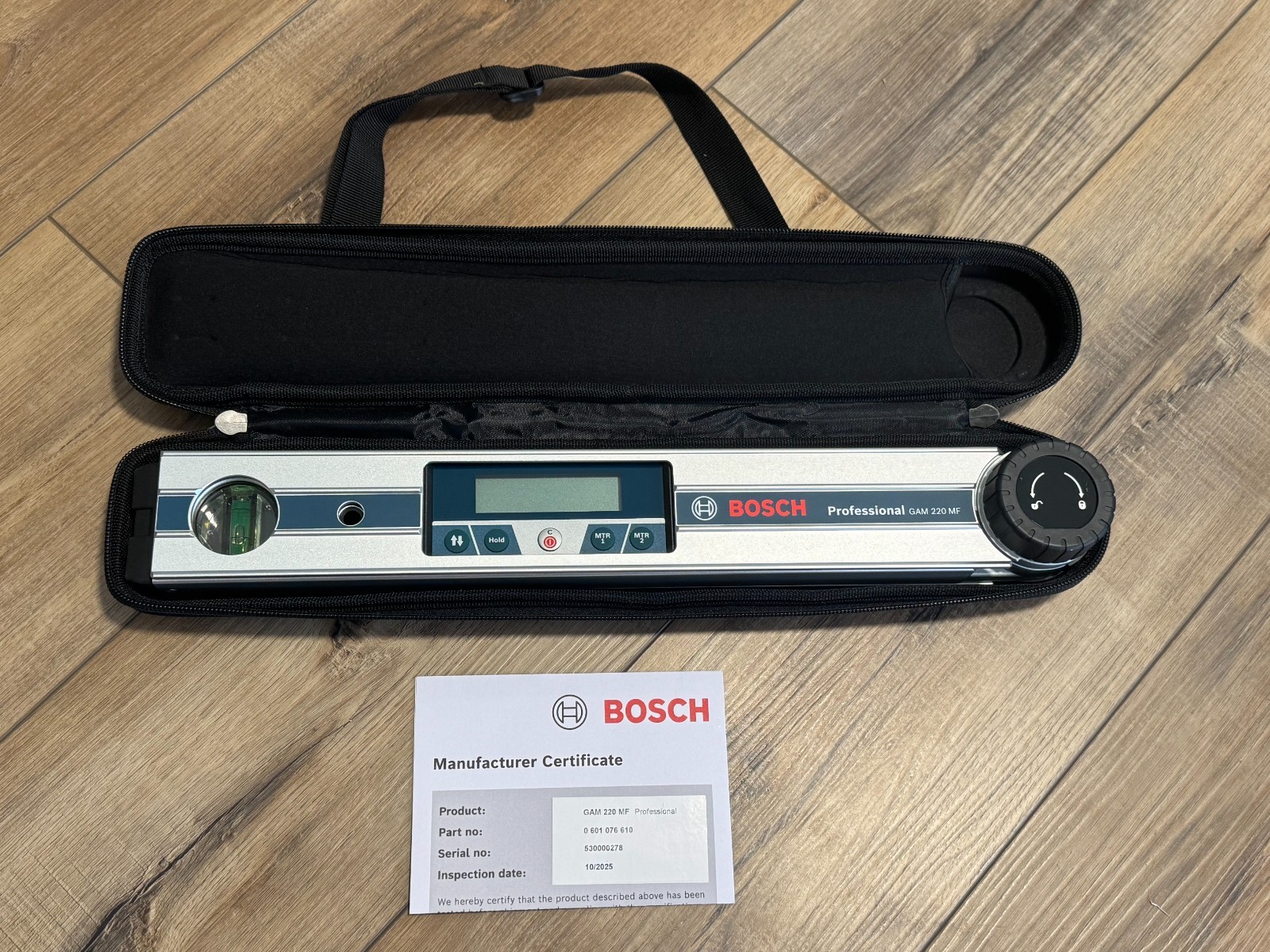 Bosch GAM 220 MF Digital Aluminum Angle Finder With Hard Case New