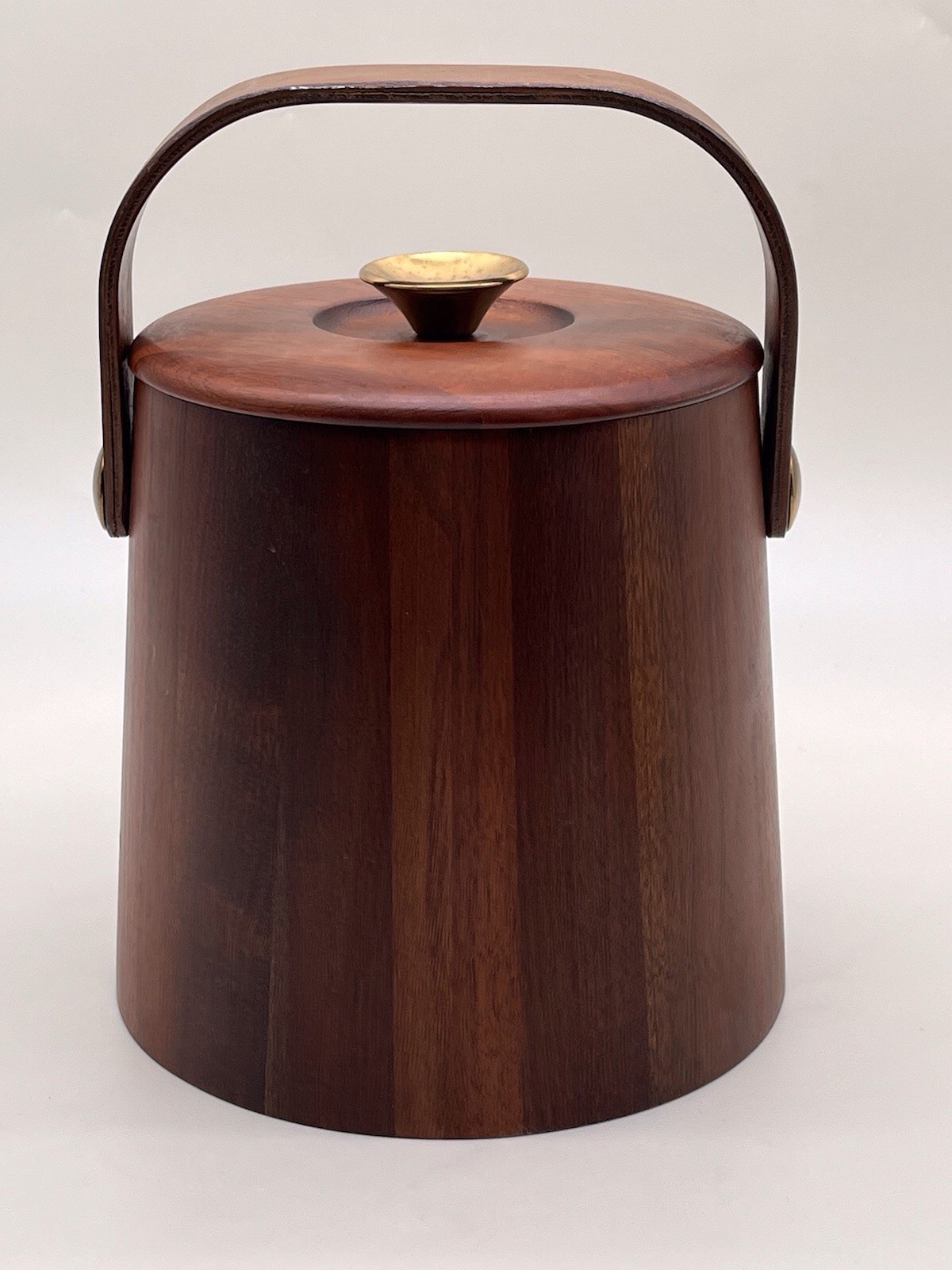 Vtg MCM Staved Wood Walnut Ice Bucket Bent Wood Handle W/Insert Vermillion Inc