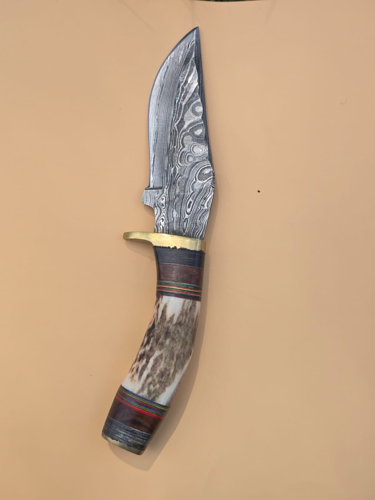 Damascus steel hunting skinning fixed blade knife stag Antler knives With Sheath