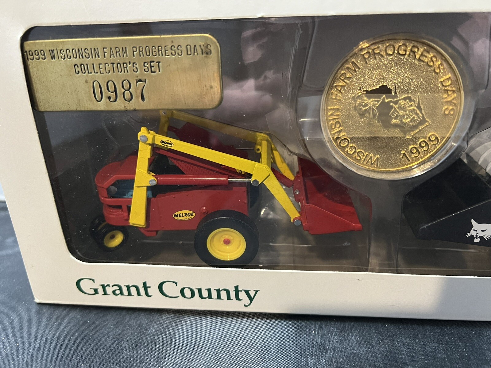 Rare WI 1999 Farm Progress Days- Melroe loader & 763 Bobcat loader/ Numbered set