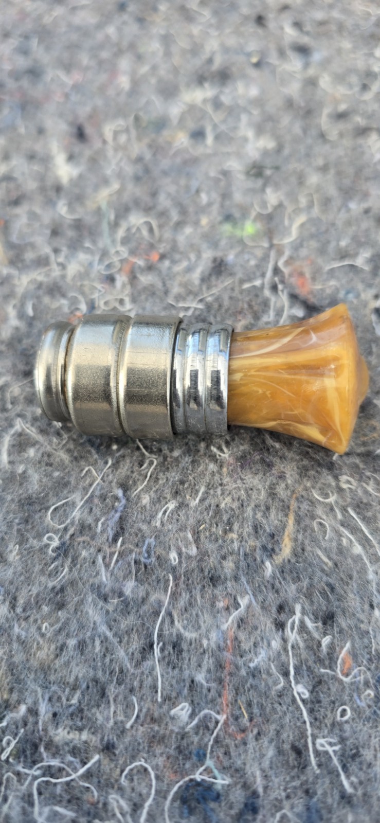 VINTAGE AMBER MARBELIZED CIGARETTE LIGHTER