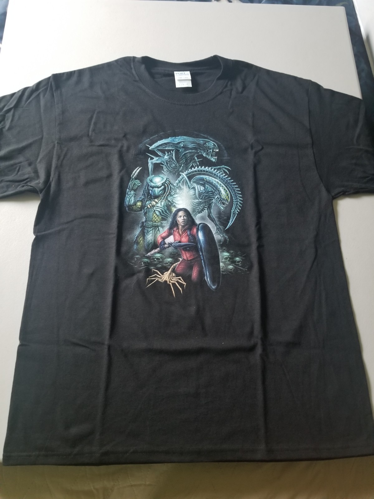 ZOBIE FRIGHT ALIEN VS PREDATOR INSPIRED T SHIRT SZ L CLR BLK BNNW