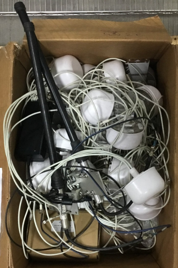 LOT OF 23 ACCELTEX ATS-00-245-46-4RPTP-36 Indoor / Outdoor antenna
