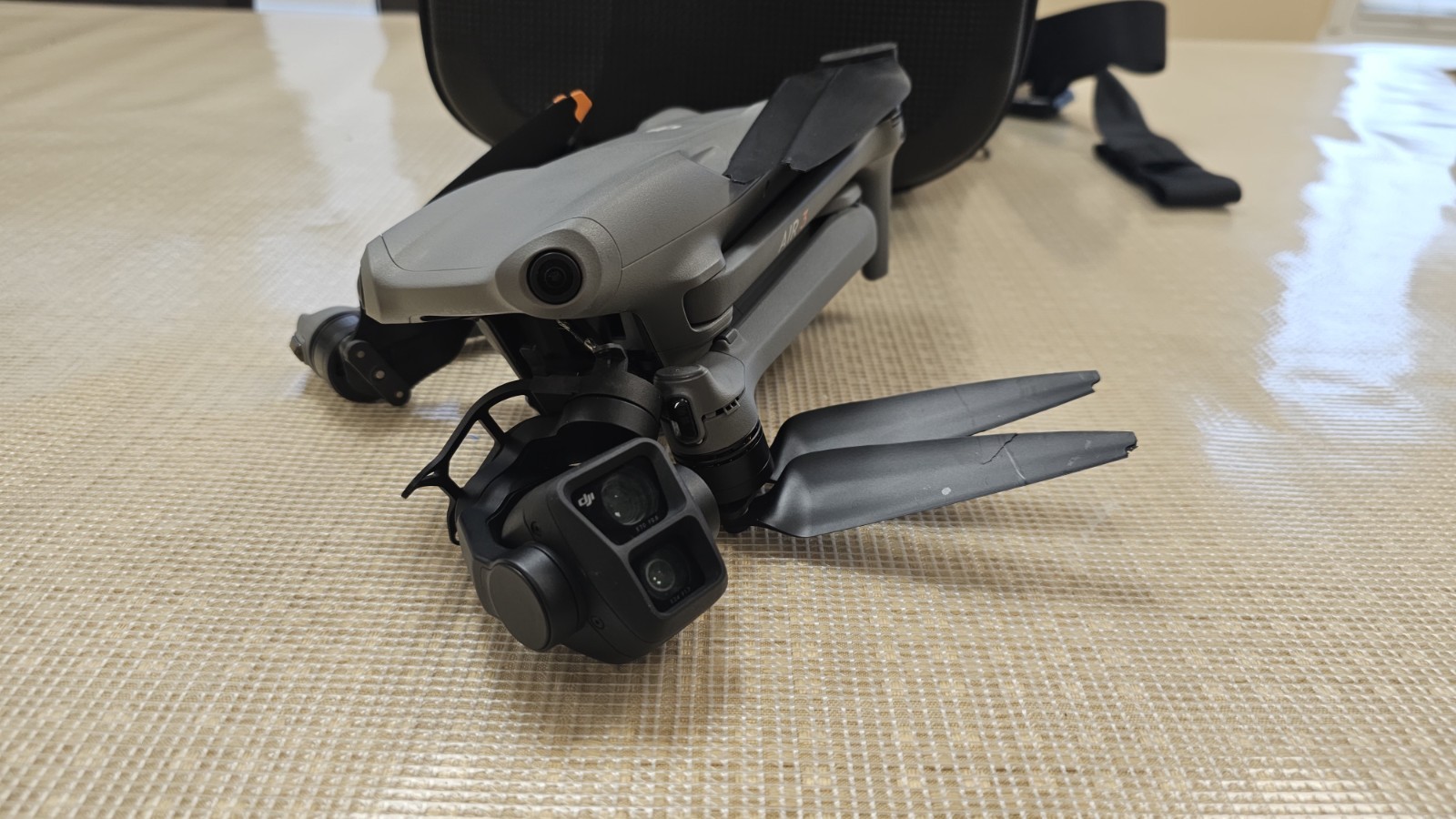 DJI Air 3 Drone - DRONE ONLY - Broken Parts