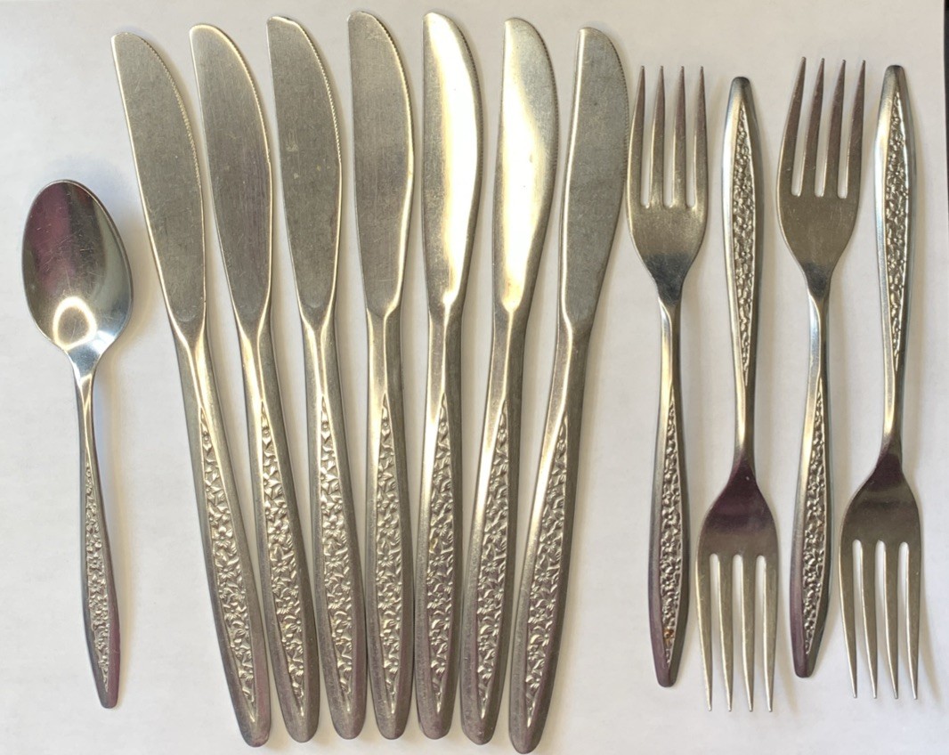 VTG Superior Stainless USA Petal Lane Flatware 12 Pieces Lot Knives Spoon Forks