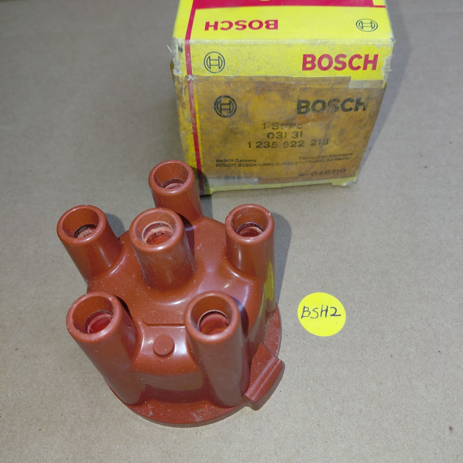 New Old Stock Bosch Distributor Cap #1 235 522 218