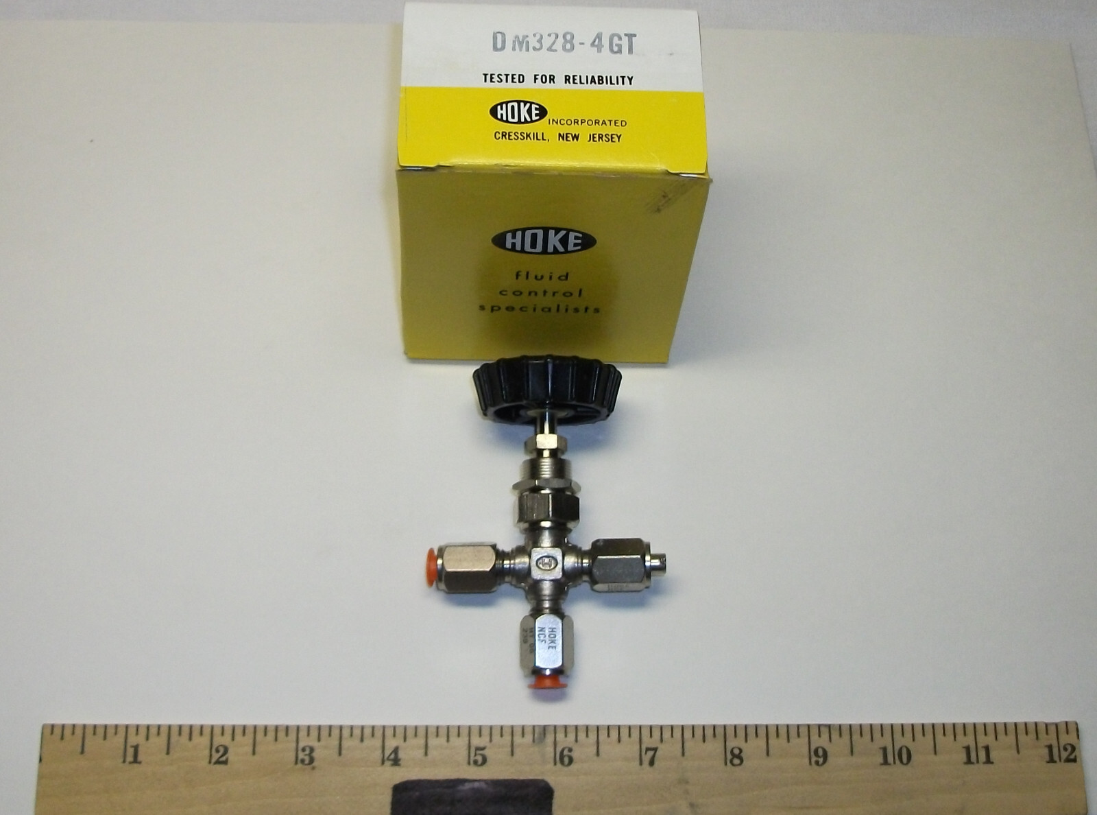 Hoke DM 328-4GT Cross Valve Gyrolok  #4 Flareless Gyrolok  NSN  4820-00-226-4515
