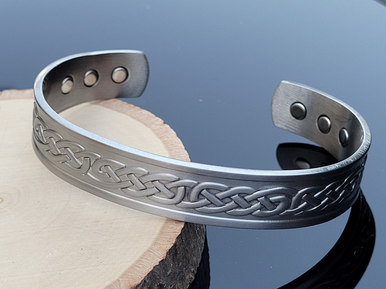 Silver Plated Solid Copper Magnetic Bracelet Arthritis Pain Therapy Cuff Celtic