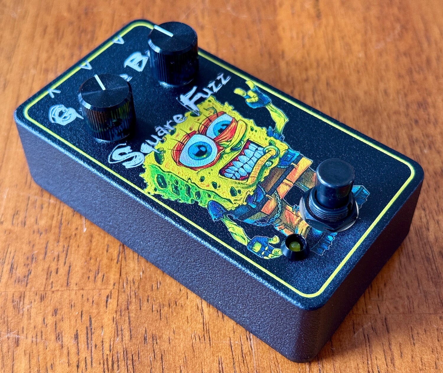 Sponge Bob Square Fuzz (Shin Ei FY-2 clone)