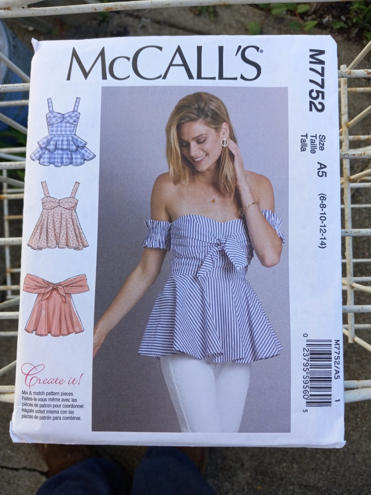 NEW/UNCUT M7752 McCall's Pattern Misses Tops 4 Variations (Sizes 6-14)
